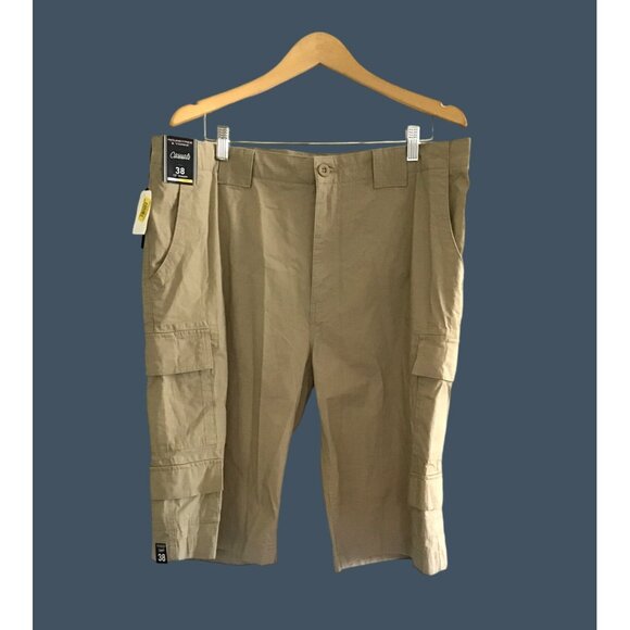 ROUNDTREE & YORKEE- CASUALS MENS KHAKI STRETCH FABRIC CARGO SHORTS SIZE WAIST 38 - Picture 1 of 7